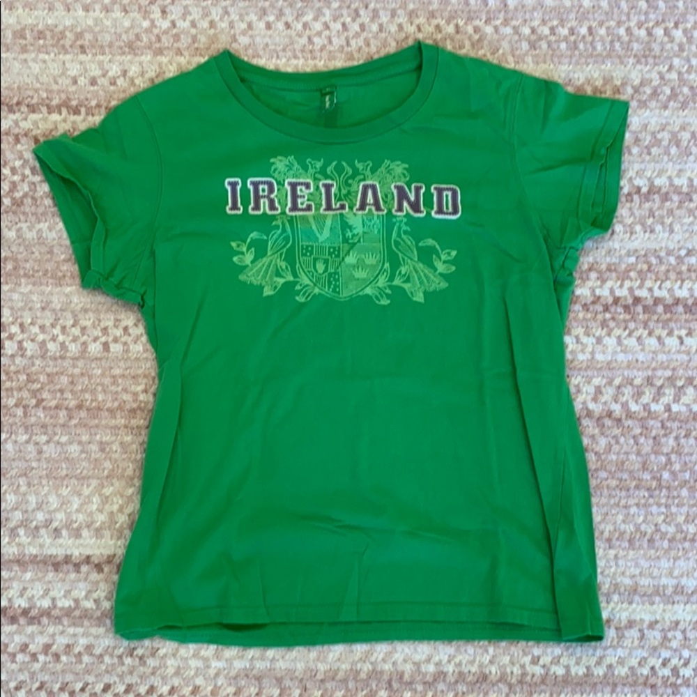 Ireland women’s green T-shirt. Size XL.